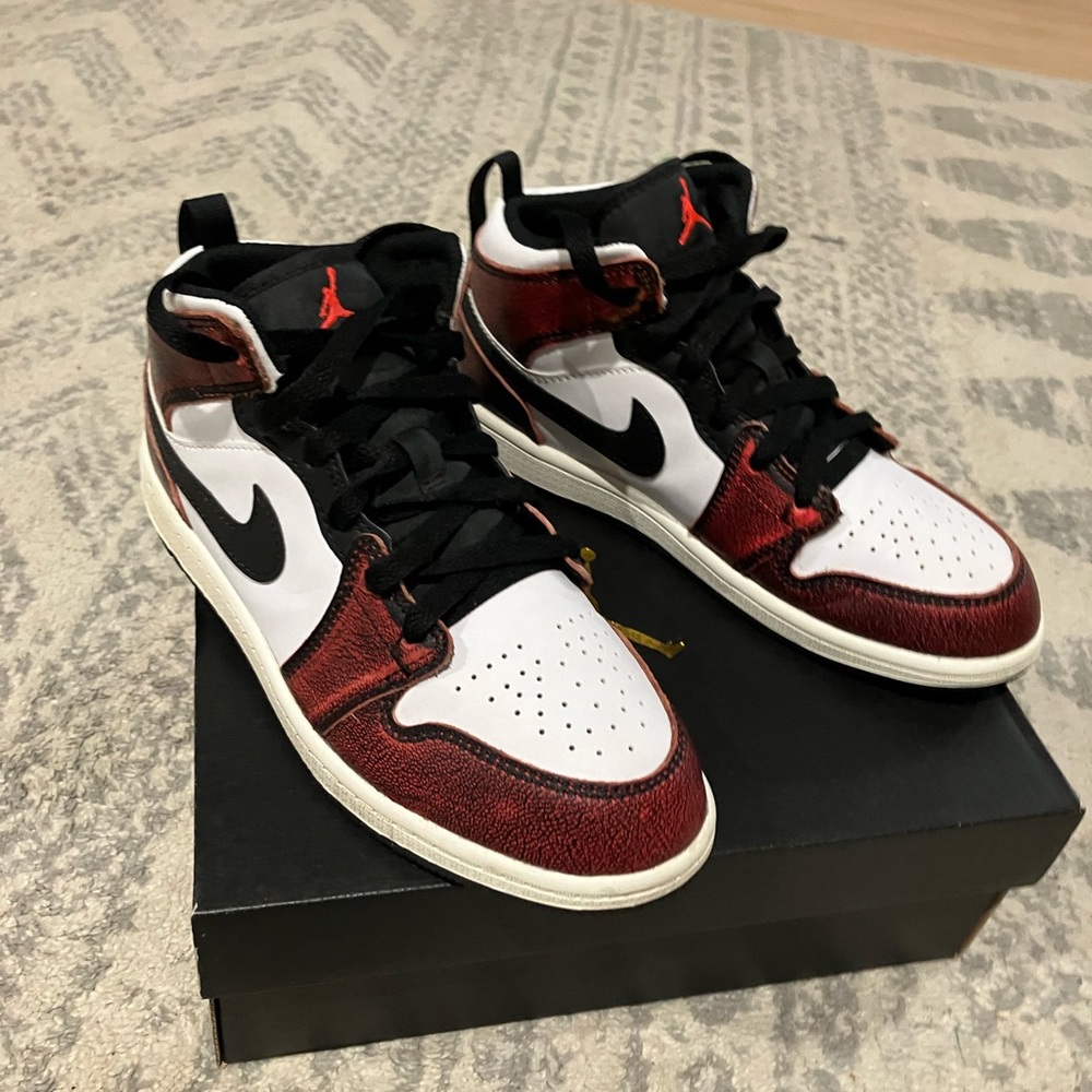 Jordan 1 mid se (ps)